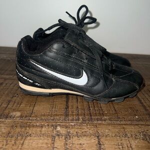 Kids sneakers/cleats